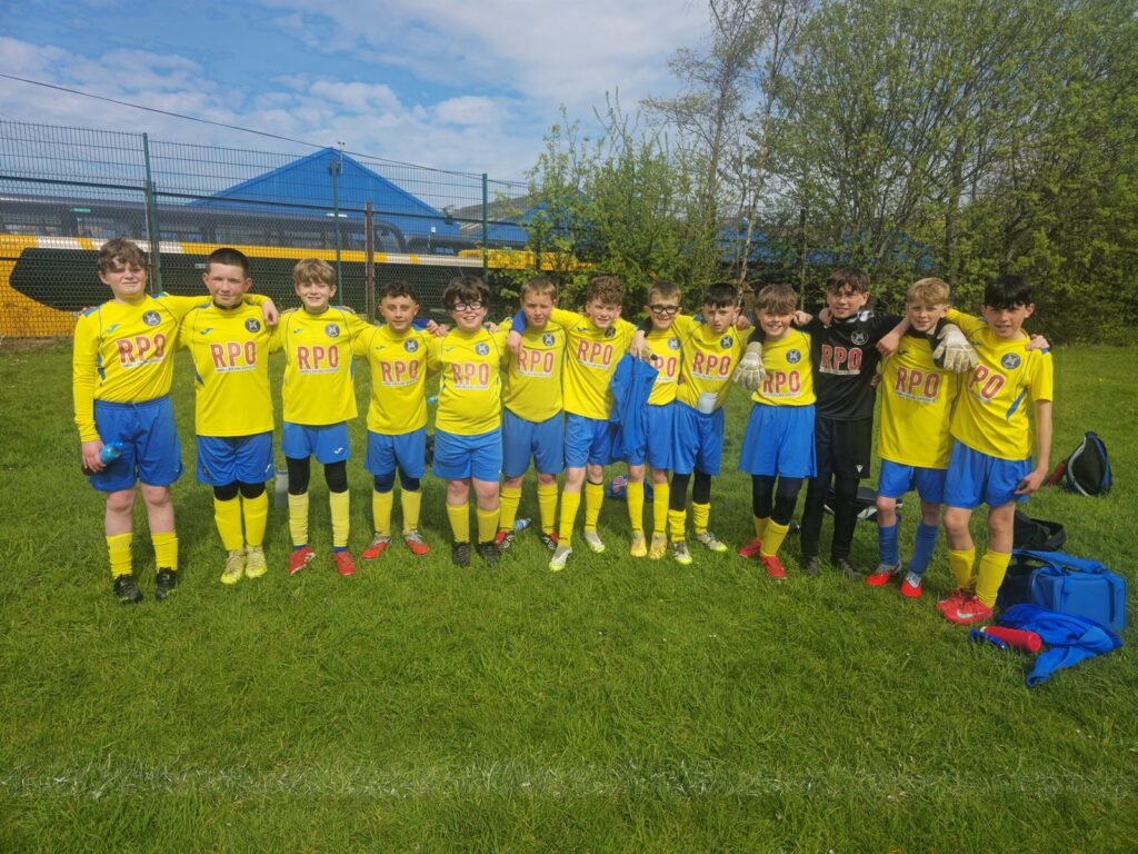 2014 Yellows - Crossgates Primrose 2014S Yellows Team Picture